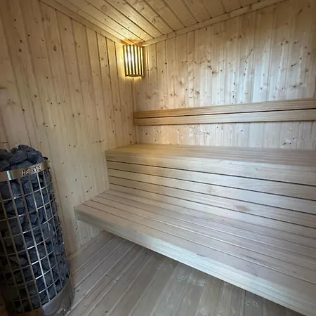 Maharowka - Z Sauna I Balia - - オストロボ