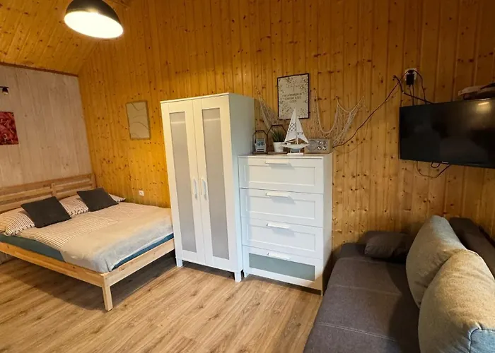 Domki Maharówka Ostrowo Habitación en casa particular